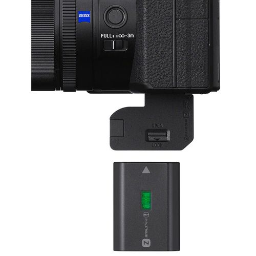 מצלמה דיגיטלית Sony RX10 V