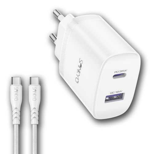 מטען קיר מהיר SANKYO ‏35W GaN עם כבל USB-C על רקע לבן