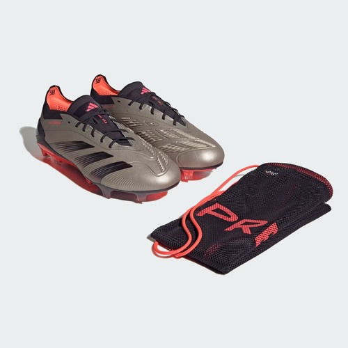 נעלי כדורגל מקצועיות adidas Predator Elite