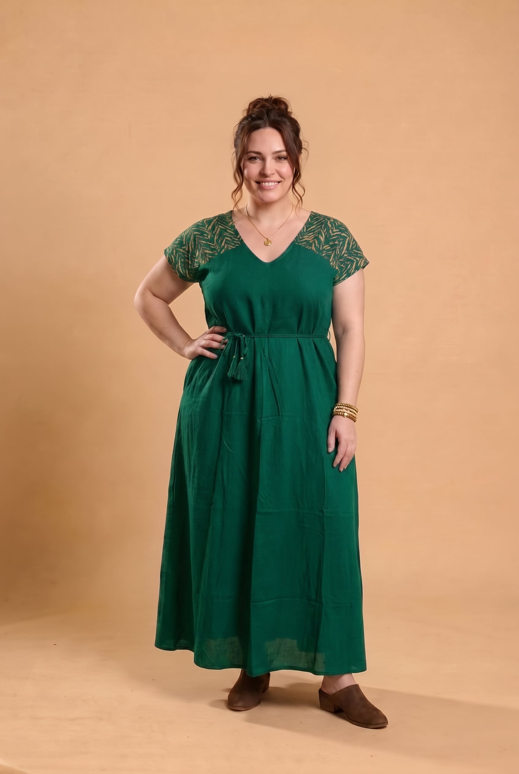 גלביית הילה Plus size