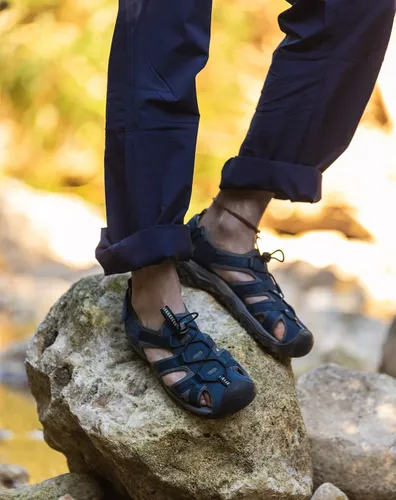 סנדלי גברים Cedrus כחול מבית Outdoor Revolution
