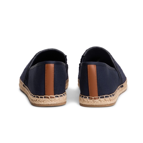 נעל TOMMY JEANS מידות 36-40 לנשים בגוון נייבי-קש