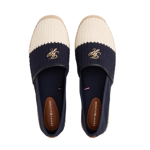 נעל TOMMY JEANS מידות 36-40 לנשים בגוון נייבי-קש