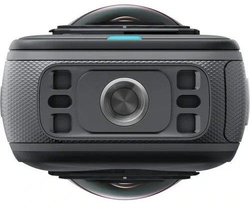  מצלמת אקסטרים Insta360 X5 8K יבואן רשמי