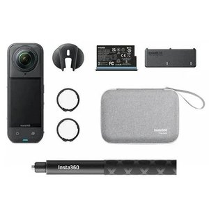 Insta360 X5 Essentials Bundle