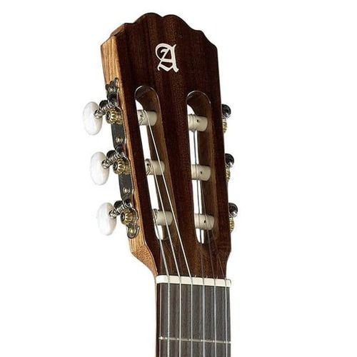 גיטרה קלאסית + נרתיק ALHAMBRA 2 C Solid cedar Top + 10mm bag