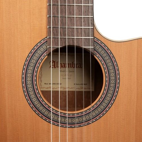 גיטרה קלאסית מוגברת ALHAMBRA Z-NATURE CW EZ Cutaway + 10mm bag