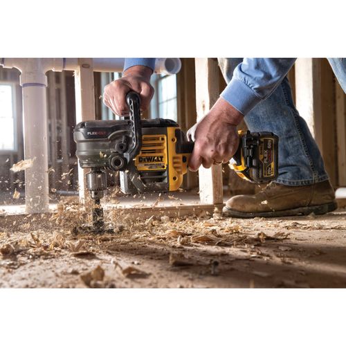 מקדחה נטענת DEWALT DCD460T2 54V FlexVolt - גוף צהוב שחור עם ידית bail וידית צד, תפסן 13 מ