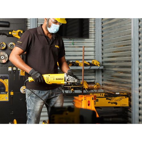 משחזת זווית DEWALT DWE492 - כלי 2,200 וואט לדיסק 230 מ