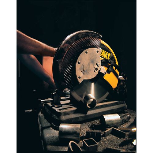 מסור גדם וידיה למתכת DEWALT DW872 - מסור שולחני 2,200 וואט ללהב 355 מ