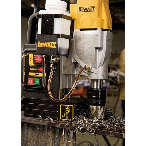מקדחה מגנטית DEWALT DWE1622K - כלי 1,200 וואט לקידוח בפלדה עד 50 מ