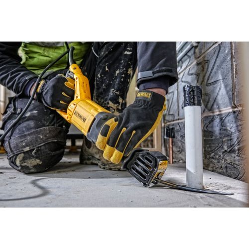 מסור חרב DEWALT DWE305PK - מסור פירוק 1,100 וואט עם החלפת מסורית מהירה לחיתוך עץ ומתכת