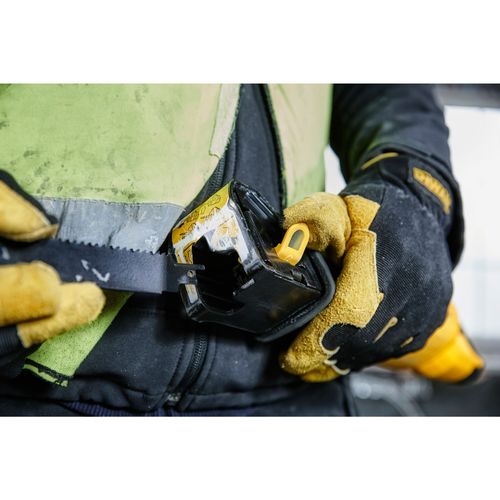 מסור חרב DEWALT DWE305PK - מסור פירוק 1,100 וואט עם החלפת מסורית מהירה לחיתוך עץ ומתכת