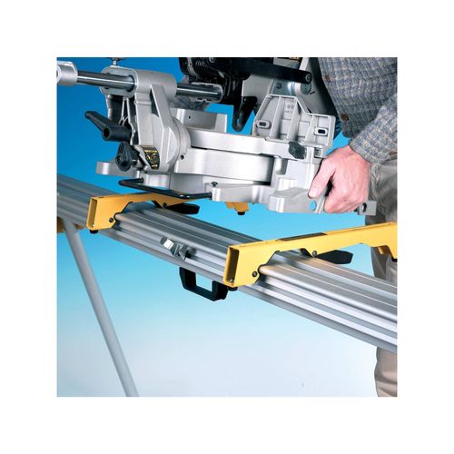 סטנד נייח DEWALT DE7023 למסור גרונג - סטנד אלומיניום מתקפל עם זרועות תמיכה טלסקופיות ועומס 182 ק