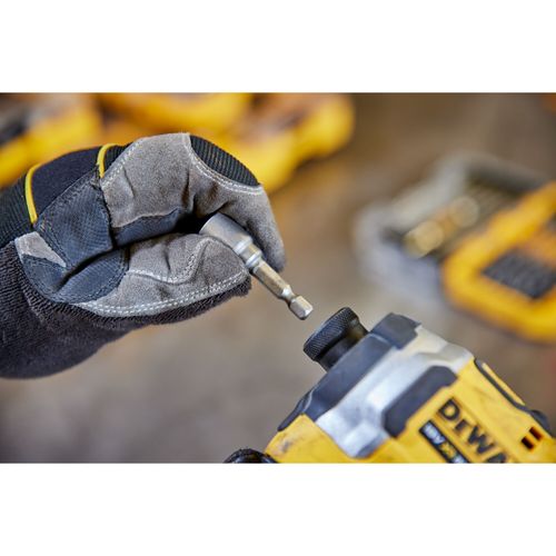 סט ביטים DEWALT DT70702 40 חלקים - מארז TOUGHCASE עם מכסה שקוף, ביטי פיליפס, פוזידרייב וטורקס, בוקסות ומוביל מגנטי