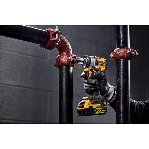 מפתח בוקסות נטען קומפקטי DEWALT DCF921NT 18V XR - גוף בלבד באורך 125 מ