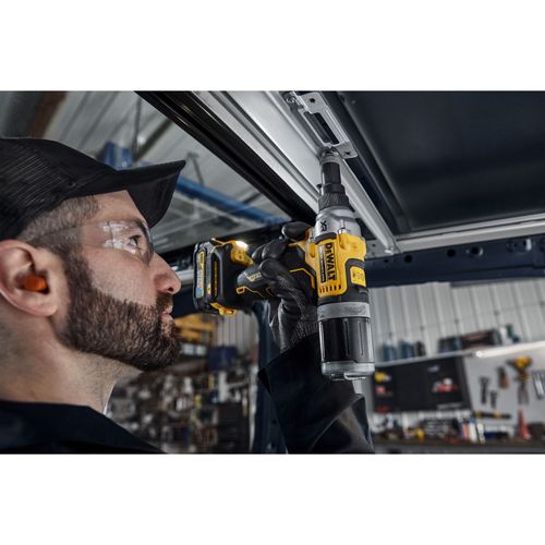 מכשיר ניטים נטען DEWALT DCF414NT 18V XR - גוף בלבד לניטים עד 6.4 מ