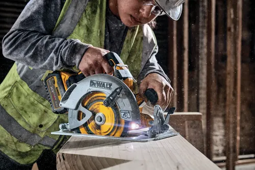 מסור עגול נטען DEWALT DCS573NT 18V XR FlexVolt Advantage 190 מ