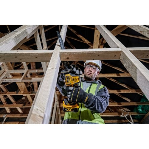 מסור חרב נטען תת-קומפקטי DEWALT DCS369N 18V XR - גוף בלבד לעבודה ביד אחת עם נעל נשענת ווו תלייה