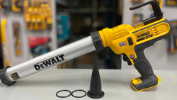 אקדח סיקה נטען 18V (גוף בלבד) DEWALT DCE580N