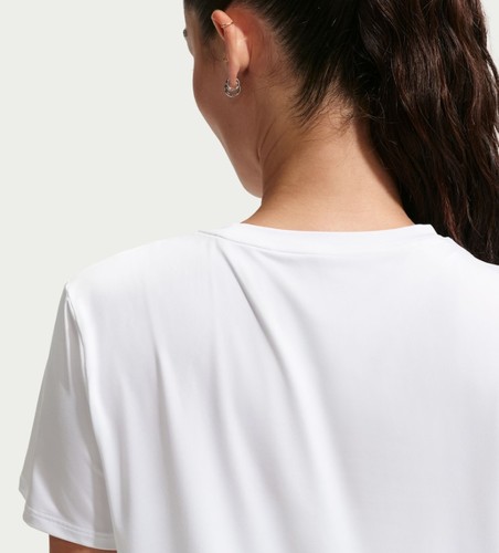חולצת דריי פיט נייק  Nike One Classic Dri-FIT | נשים