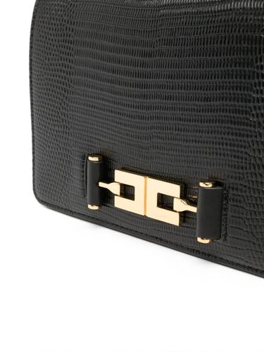 Shoulder bag with groumette chain