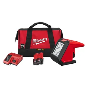 פנס קומפקטי נטען 12V + שתי סוללות 2.0AH 12V MILWAUKEE