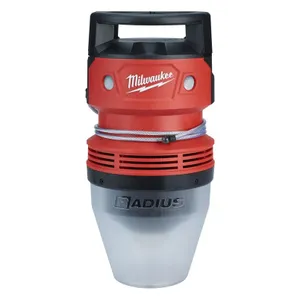 פנס RADIUS חשמלי לתאורה זמנית MILWAUKEE