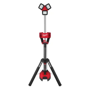 עמוד תאורה נטען 6000LM 18V (גוף בלבד) MILWAUKEE