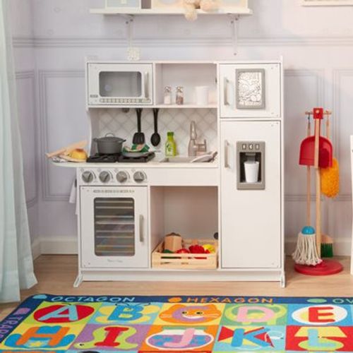 מטבח שף למשחקי ילדים בצבע לבן Melissa & Doug