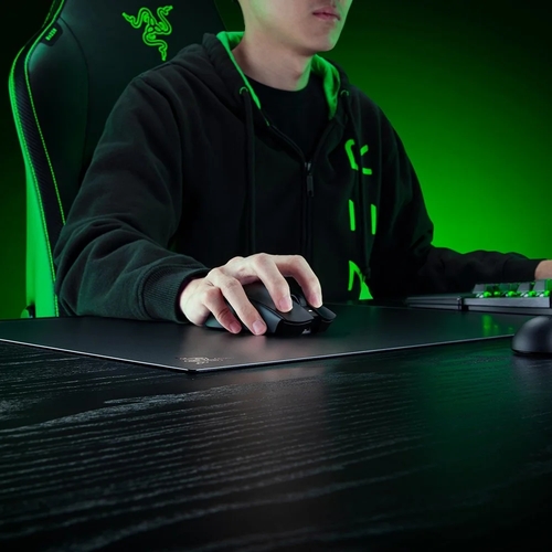 משטח עכבר גיימינג מזכוכית דגם | Razer Atlas Pro בצבע שחור מבית