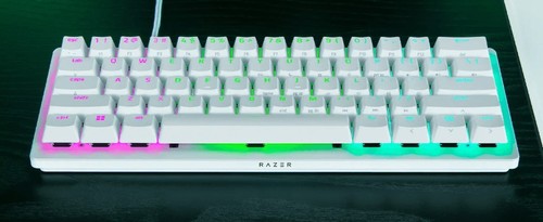 מקלדת גיימינג מכנית חוטית צבע לבן Razer Huntsman V3 Pro Mini