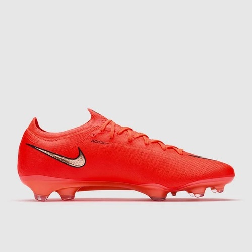 נעלי כדורגל מקצועיות  Nike Mercurial Vapor XVII Elite FG  