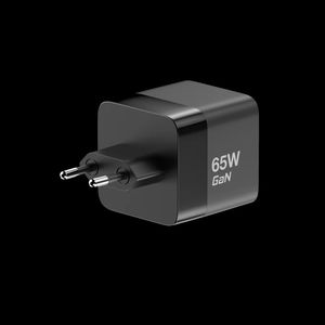 מטען קיר עם כבל נשלף MWC65RC בצבע שחור מבית MIRACASE