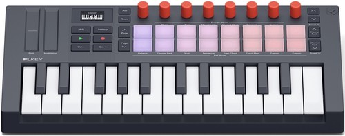 זוית נוספת novation flkey mini mk2 midi keyboard controller