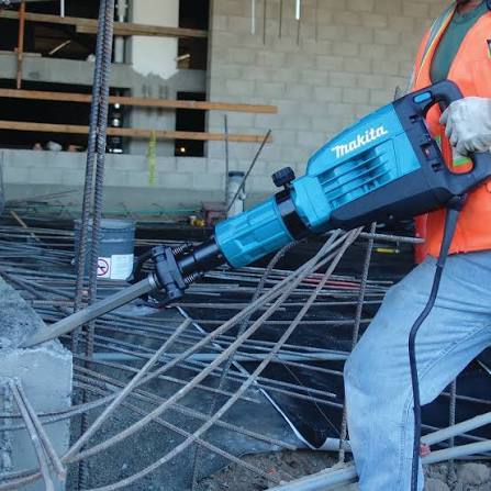 פטיש הריסה חשמלי דגם MAKITA HM1307C מקיטה