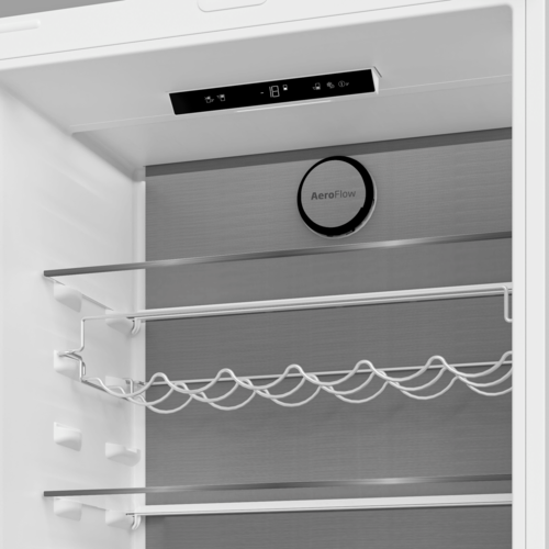BEKO מקרר מקפיא תחתון אינטגרלי בנפח 370 ליטר  BCNE400E50SHN