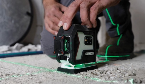 פלס לייזר Nucleo Mini 3D Green Laser + חצובה דגם 886-18 מתנה 