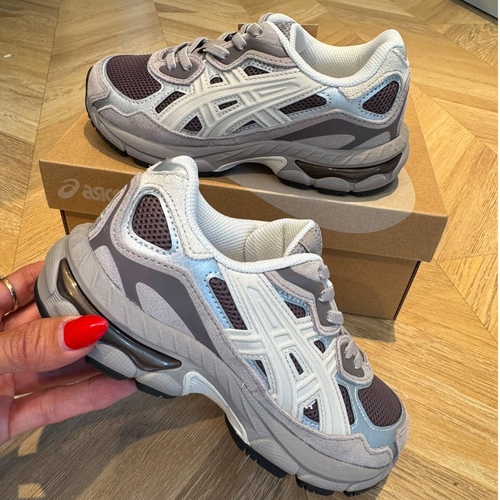 נעל ASICS מידות 27-35 לילדים 