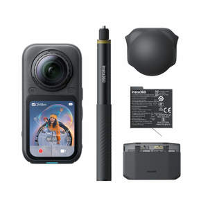מצלמה וקיט אביזרים Insta360 X6 Essential Bundle