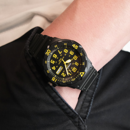 CASIO MRW-200H-9B מספרים ברורים צלילה 100 מטר 