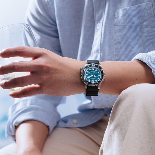 שעון סיטיזן Citizen BN0167-09W לגבר בצבע ריינבו