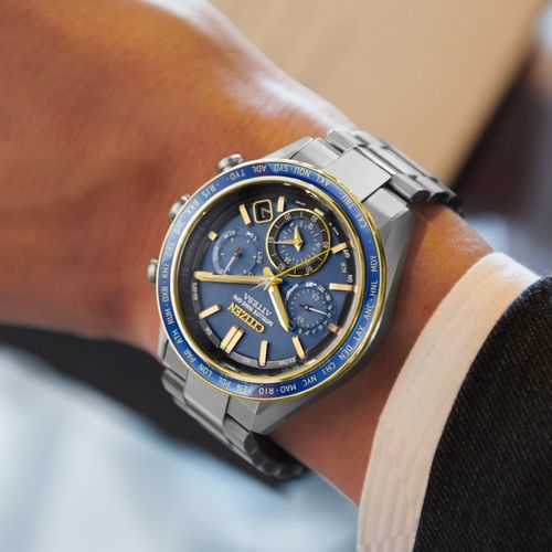 שעון סיטיזן Citizen CC4054-68L לגבר בצבע כסוף