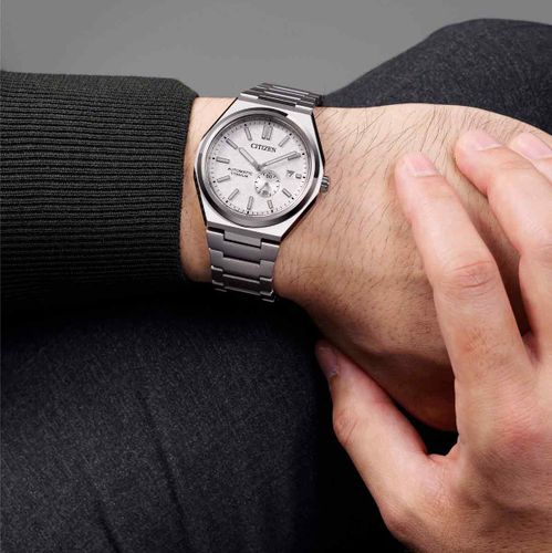שעון סיטיזן Citizen NJ0180-80A לגבר בצבע כסוף