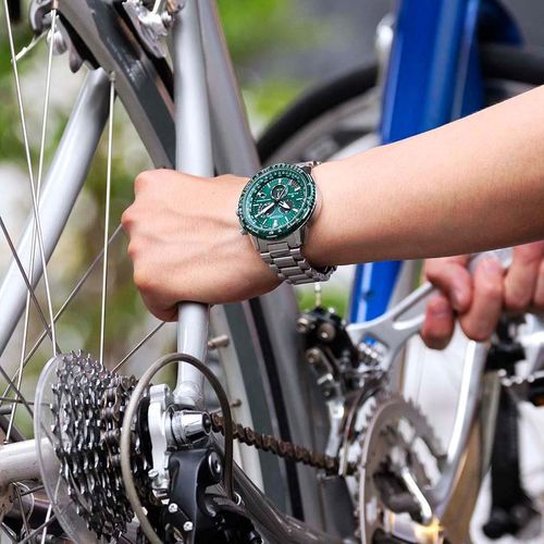 שעון סיטיזן Citizen CB5004-59W לגבר בצבע ירוק וכסוף