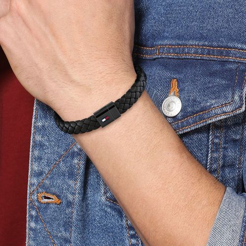 צמיד עור שחור לגבר Tommy Hilfiger לגבר מסדרת Round Braided Bracelet 2790331