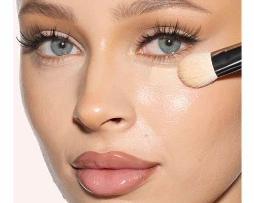 מברשת איפור מדוייקת הודה ביוטי HUDA BEAUTY Undereye Buff Brush
