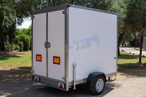 נגרר סגור פאנל אלומיניום מבודד משקל כולל 750 ק