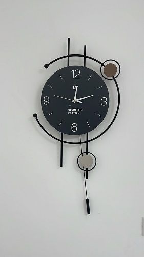 שעון קיר מעוצב לבית