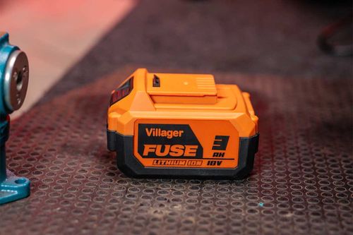 ערכת 2 סוללות 3 אמפר מסדרת FUSE